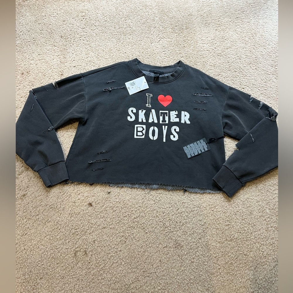 Cropped long sleeve Sweater